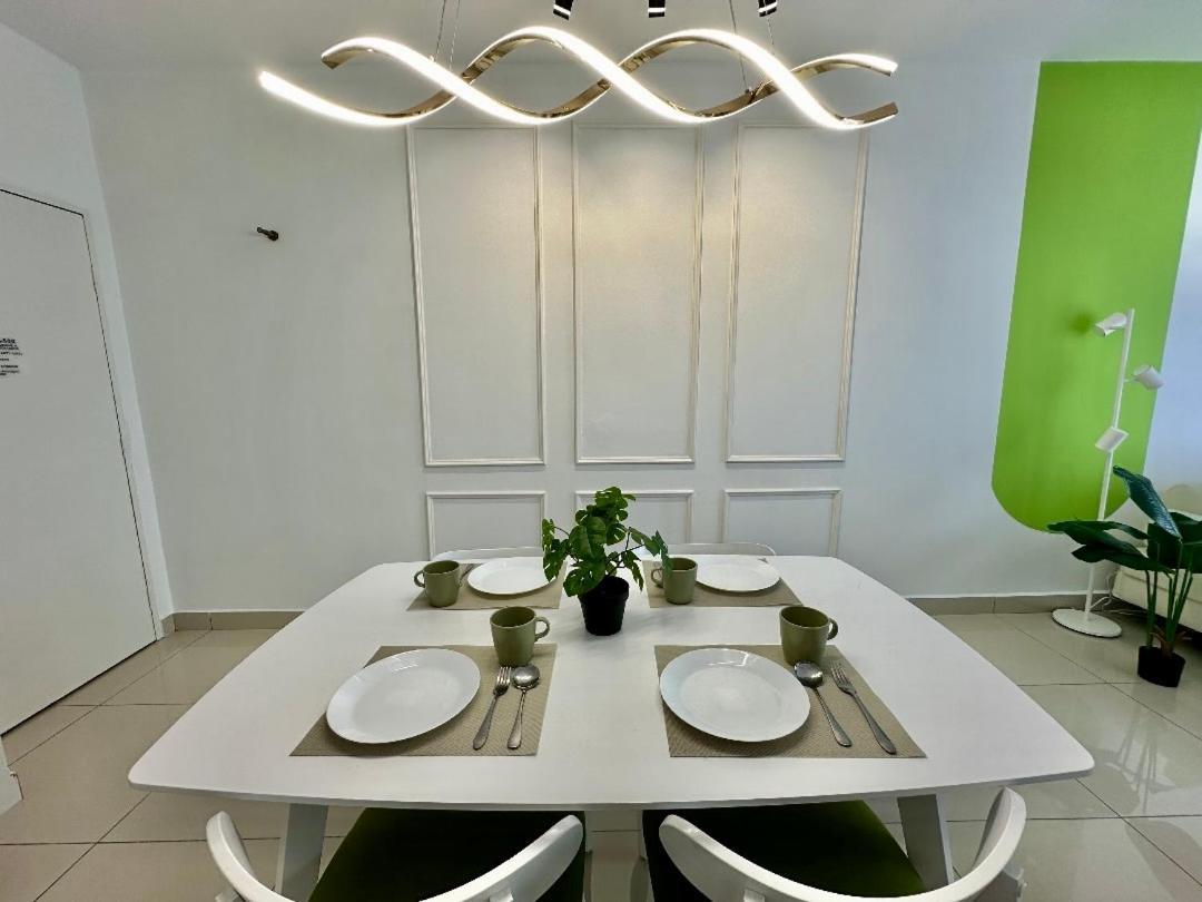 Arc Austin Hills Residensi By Antlerzone Apartment Johor Bahru Luaran gambar